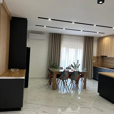 Apartment New Luxury Apartament *
